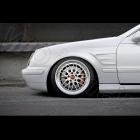 MERCEDES CLK W 208- BŁOTNIKI PRZÓD-ST